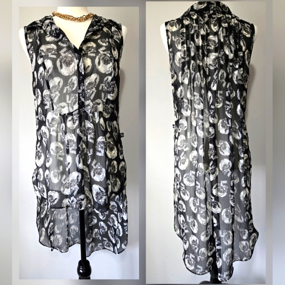 ROYAL BONES Hi-lo Skull Sheer Black and White Sleeveless Blouse. Size Medium